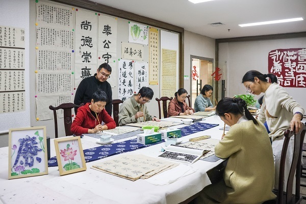 活动现场.jpg 活动现场.jpg