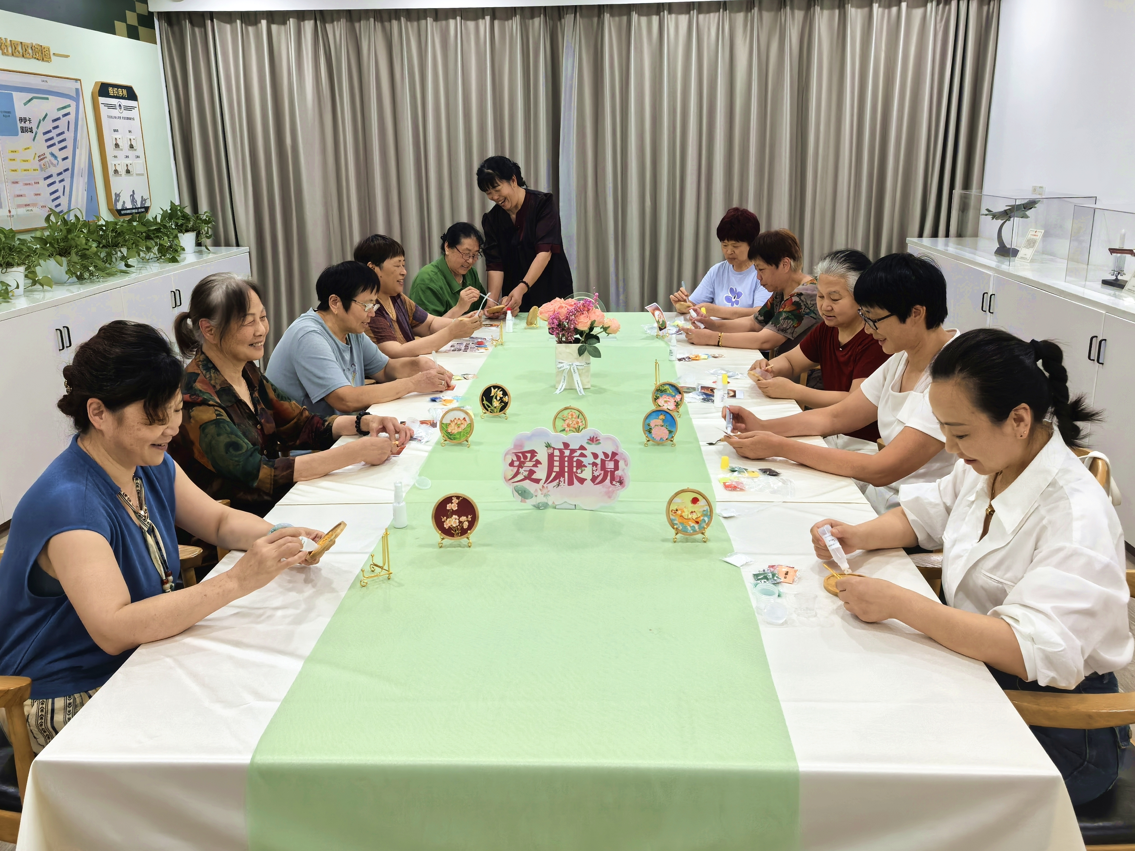 活动现场.jpg 活动现场.jpg