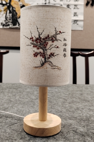 梅魂砺洁（作者：陈俏）_副本.jpg