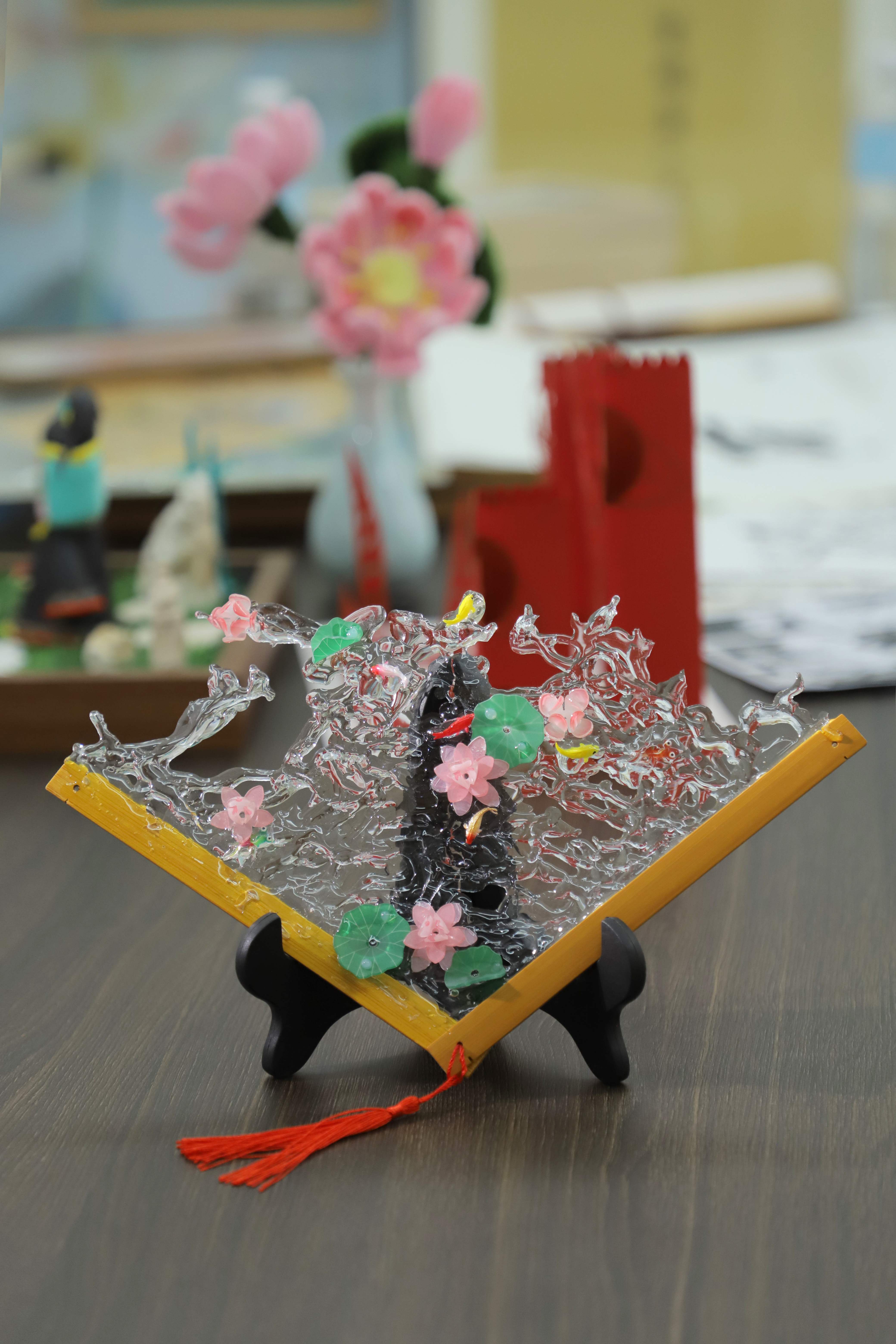 9.绍兴分行营业部林皙越:手工作品《清水清风青莲》.png 9.绍兴分行营业部林皙越:手工作品《清水清风青莲》.png